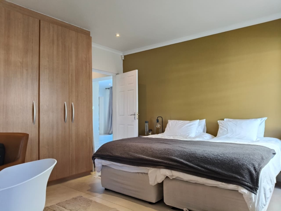 5 Bedroom Property for Sale in Marina Martinique Eastern Cape